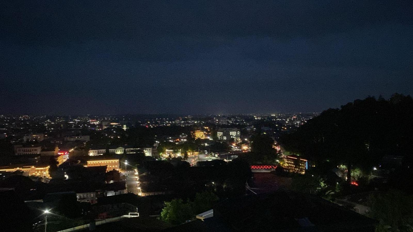 Panorama In Kutaisi Vandrarhem Exteriör bild
